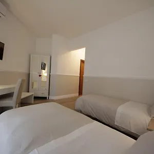 Principe 2*, Bari Italia