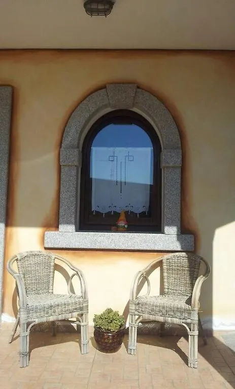 Bed Sandalia Badesi Bed & Breakfast