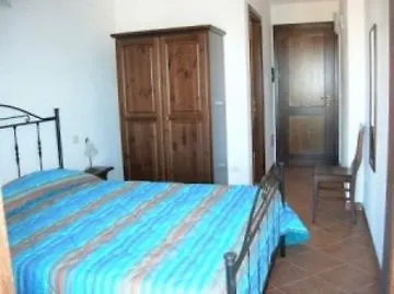 ** Bed & Breakfast Bed Sandalia Badesi Italia